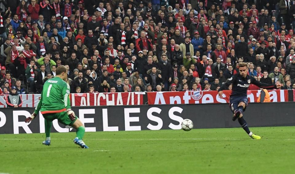 Antoine Criezmann anota el gol de visitante clave del Atlético (Bongarts/Getty Images)