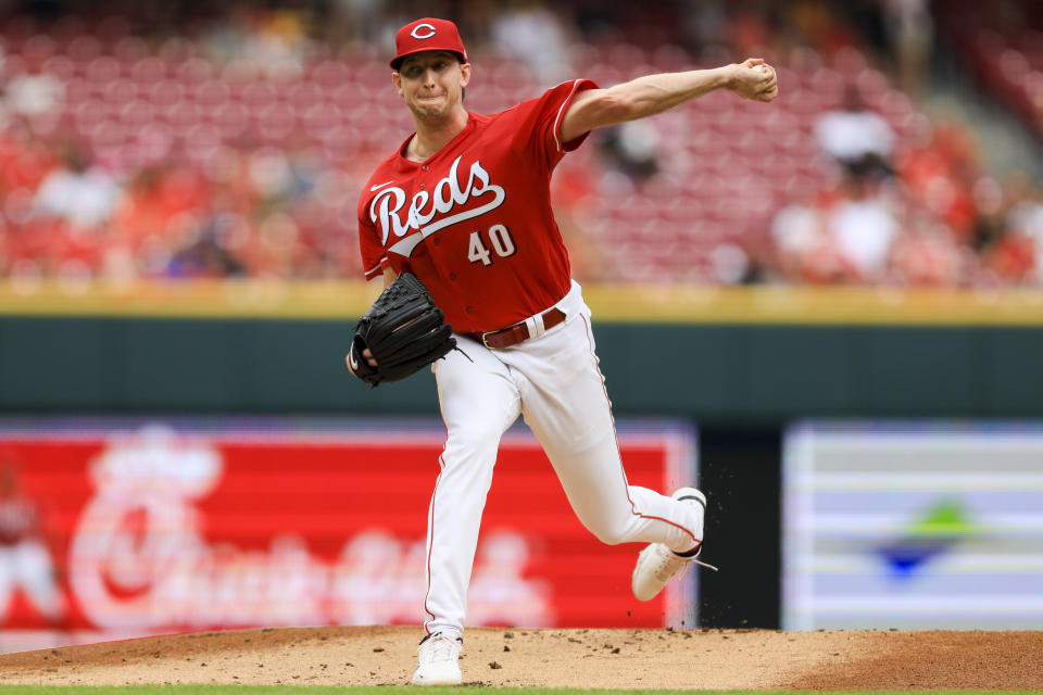 Cincinnati Reds' Nick Lodolo throws during the first inning of a baseball game against the Baltimore Orioles in Cincinnati, Sunday, July 31, 2022. (AP Photo/Aaron Doster)