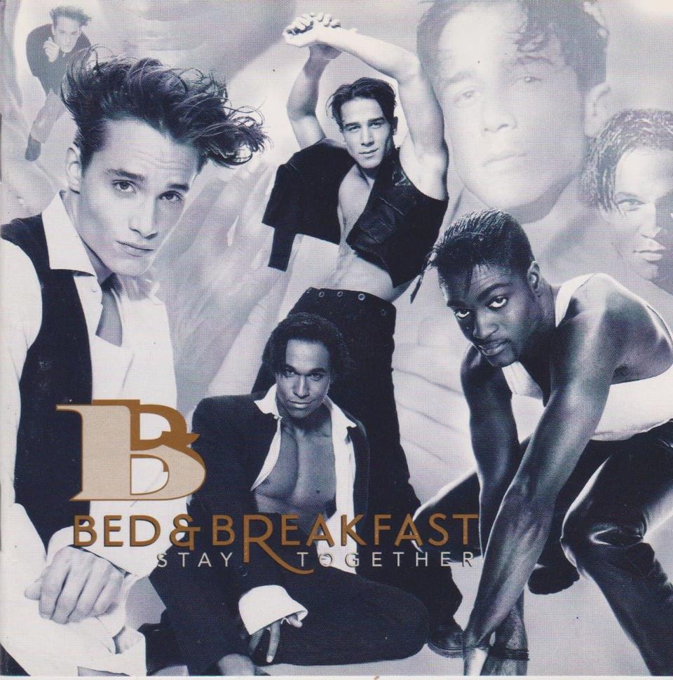 Eine der wenigen "waschechten" deutschen Boybands waren Bed & Breakfast. Jubel-Positionen in den Charts blieben ihnen zwar verwehrt, für zwei der Jungs war die Gruppe aber der Startschuss für eine Folge-Karriere ... (Bild: Warner)