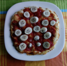 <p>Ananas auf der Pizza? Mittlerweile gang und gäbe für zahllose Pizza-Hawaii-Fans. Aber Bananenscheiben als Pizzabelag wirkt auf den ersten Blick dann doch irgendwie… eigenartig. Was natürlich nicht heißt, dass sie nicht trotzdem auf dem Teller landen. (Bild: Instagram/@dinnerpicture) </p>