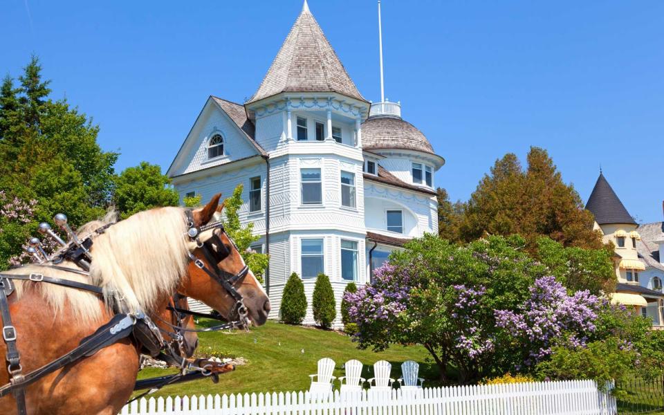 Mackinac Island West Bluff Victorian Cottage