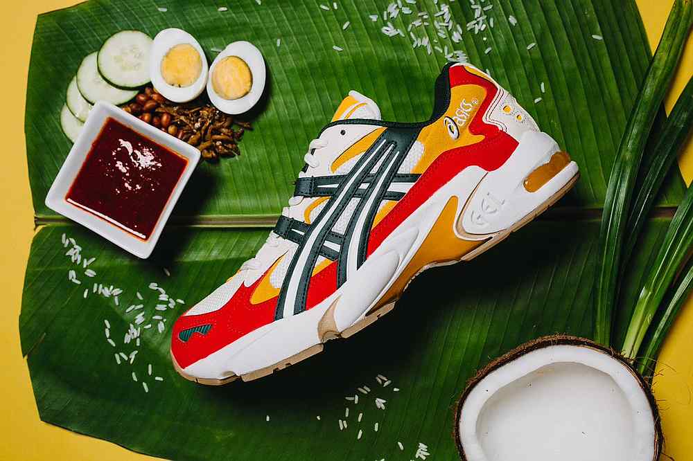 Only 500 pairs of the GEL-Kayano 5 nasi lemak are available. — Image via Twitter/Complex Sneakers