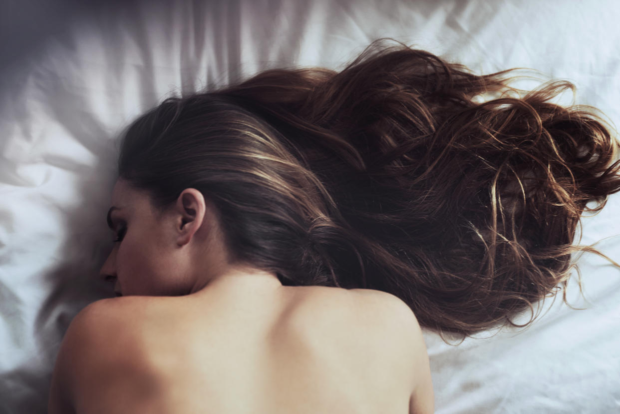 Here’s why we should all be sleeping naked [Photo: Getty]