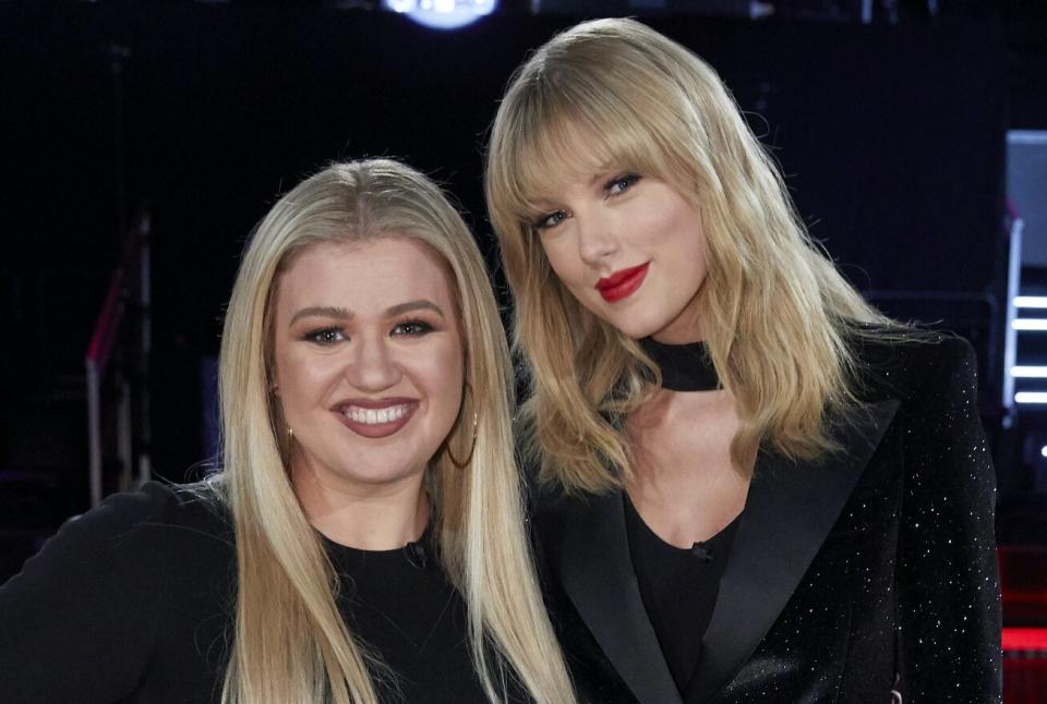 Kelly Clarkson and Taylor Swift