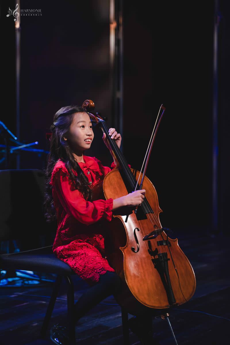 小野麗莎台中站第二位嘉賓是9歲的天才大提琴手陳多多。（圖／好滿意音樂提供）