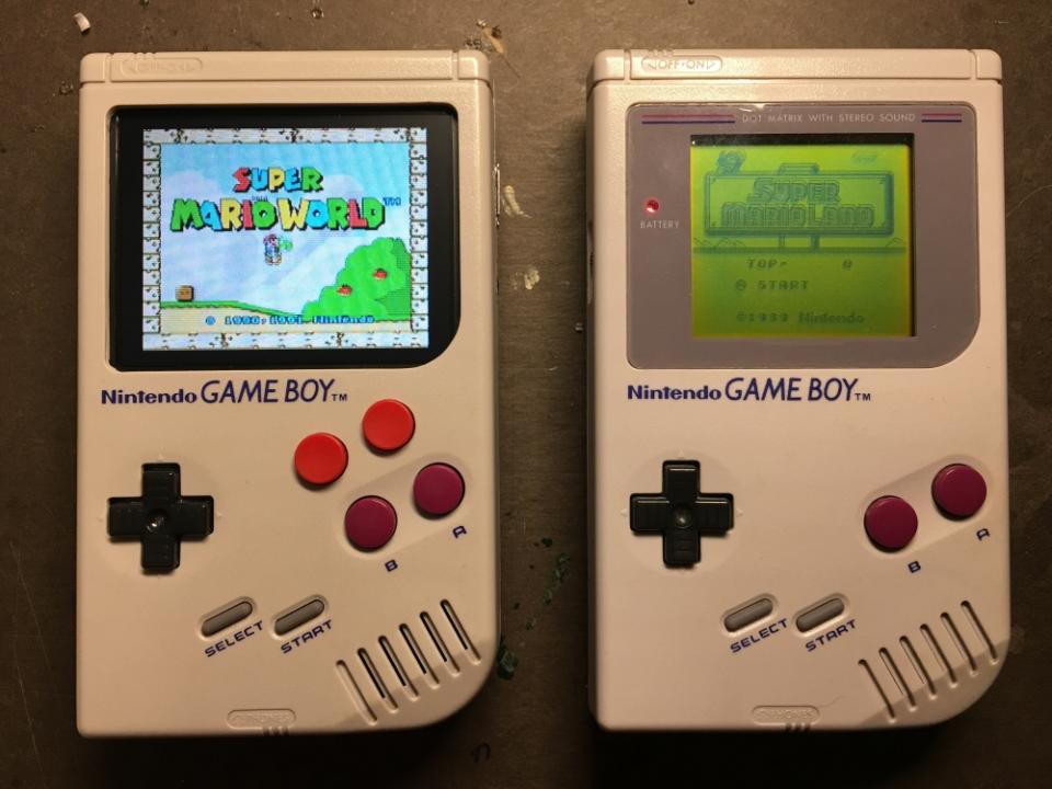 最強元祖 Game Boy 改機！超任, GBA 遊戲都玩得 [影片]