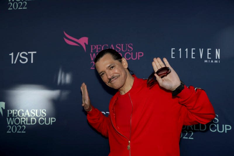 El Debarge attends the 2022 Pegasus World Cup at Gulfstream on January 29, 2022 in Hallandale, Florida.