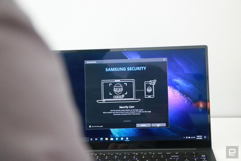 <p>Samsung Galaxy Book Pro hands on photos -- software demonstrations.</p>
