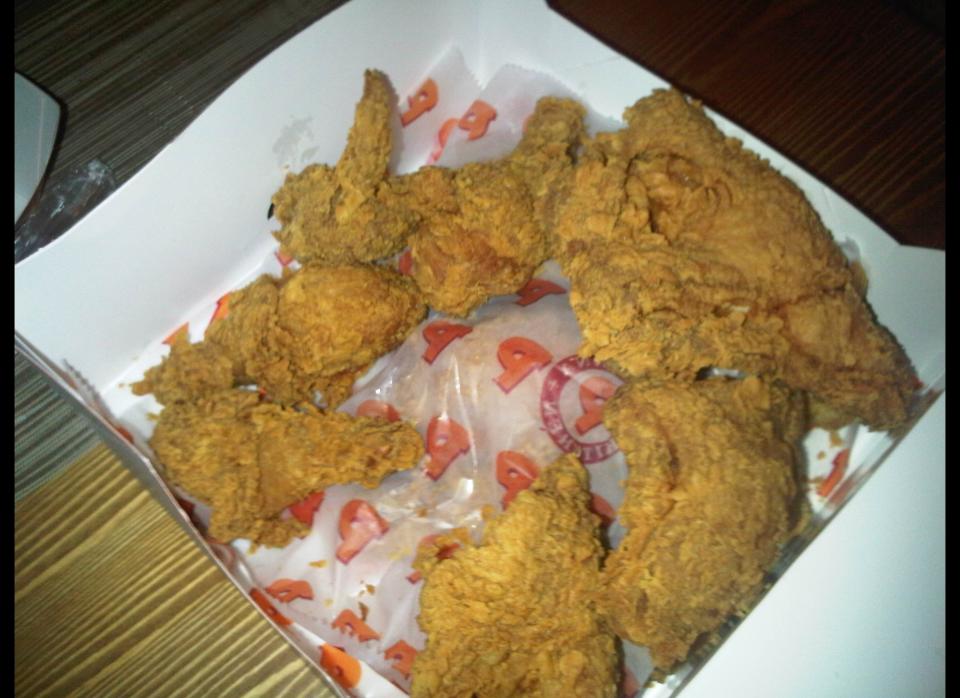 A Baltimore man was eating <a href="http://www.wbaltv.com/r/2512486/detail.html" target="_hplink">fried chicken from Popeye's in September 2003</a> when he discovered that the fast food store had inadvertently fried a mouse along with the chicken parts.