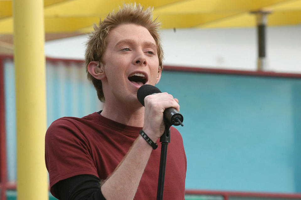 Clay Aiken onstage