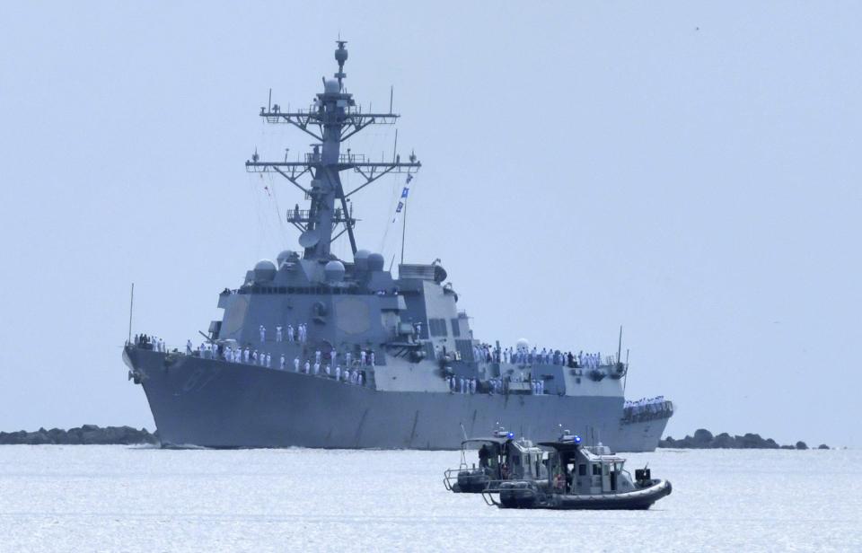 The USS Mason passes the jetty on its way to Mayport Basin Monday morning, completing its homeport shift to Mayport from Norfolk, Va.