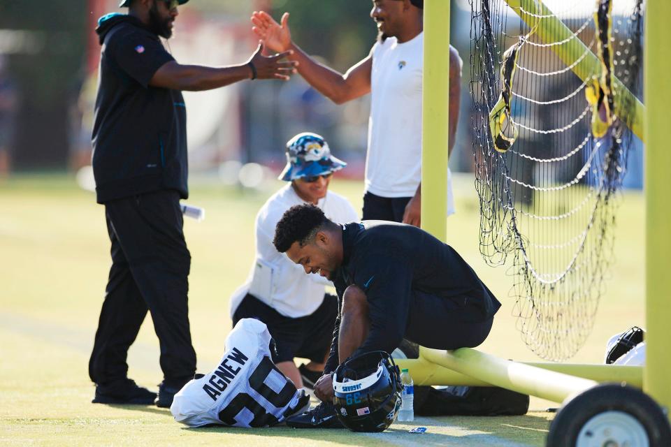 Jacksonville Jaguars wide receiver Jamal Agnew (39) ties his cleats during day 7 of the Jaguars Training Camp Sunday, July 31, 2022 at the Knight Sports Complex at Episcopal School of Jacksonville. Today marked the first practice in full pads. 