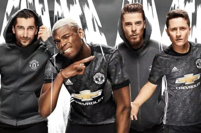 Manchester United kit away 2017/18