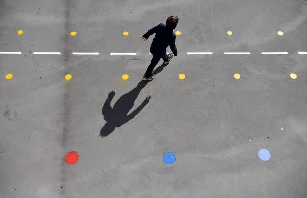 Photo prise le 14 mai 2021 à l'école Saint Germain de Charonne, à Paris. (Photo: FRANCK FIFE via AFP)