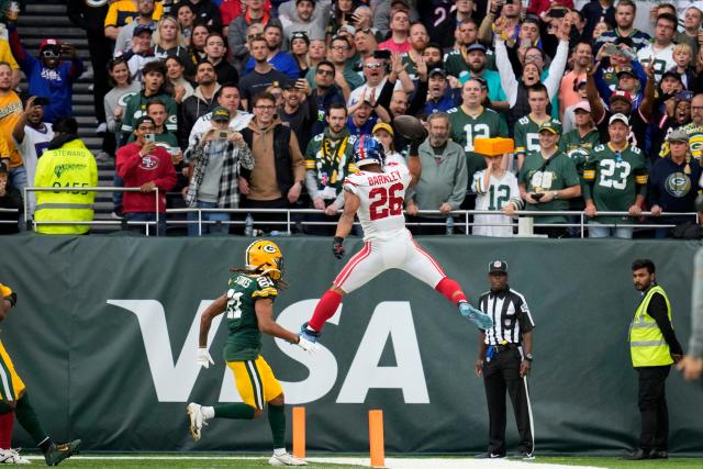 Barkley seals win for resurgent New York Giants over Green Bay, NFL