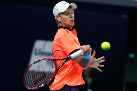 Tennis - China Open Men's Singles quarterfinal - Beijing, China - 07/10/16. Britain's Kyle Edmund plays against his compatriot Andy Murray. REUTERS/Thomas Peter