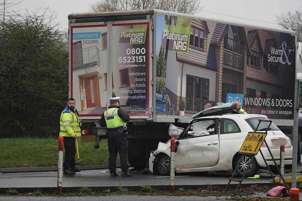 A car and lorry crashed on the A22 this morning i(Image: Sussex News and Pictures)/i