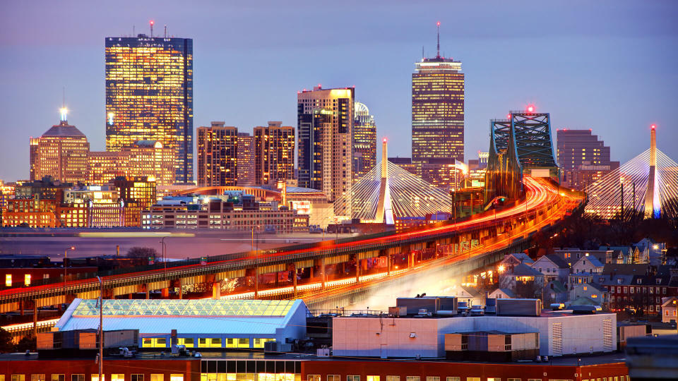 US route 1 traffic leading into downtown Boston, Massachusetts during rush hour.