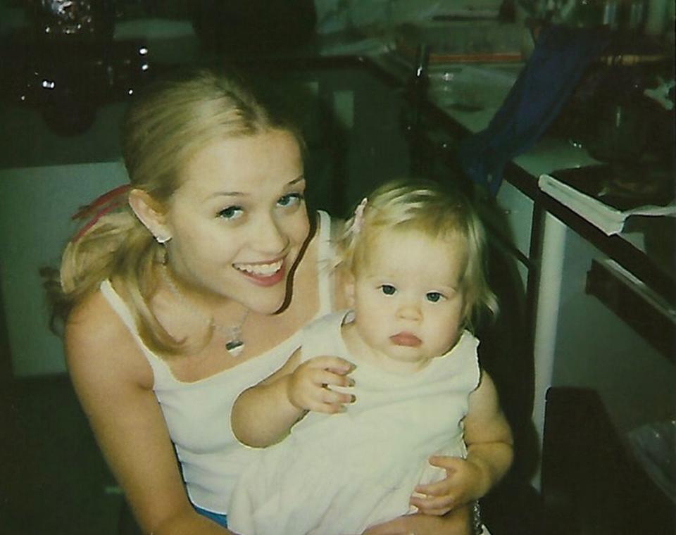 Reese Witherspoon and Ava Phillippe