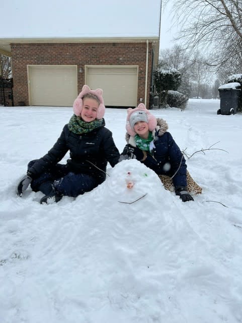 Scarlett and Elsie Newbold playing in the snow in Gallatin (Courtesy: Nate Newbold)