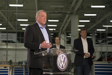 Gary Casteel, United Auto Workers (UAW) Region 8 Director, makes remarks at a news conference after the announcement that the union lost its bid to represent the1,550 blue-collar workers at the Volkswagen plant in Chattanooga, Tennessee February 14, 2014. REUTERS/Christopher Aluka Berry