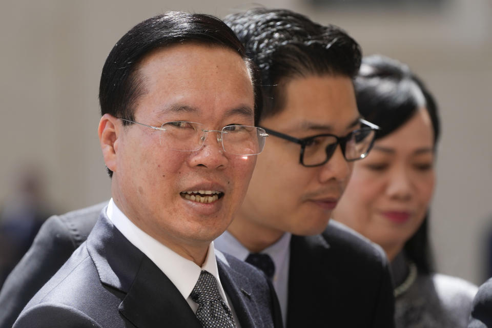 FILE - Vietnam President Vo Van Thuong, left, arrives in the San Damaso Courtyard to meet with Pope Francis at the Vatican, on July 27, 2023. Vietnam’s president resigned in the latest episode of the ruling Communist Party's “blazing furnace” anti-corruption campaign, and Vice President Vo Thi Anh Xuan was named acting president. The appointment is Xuan's second stint as acting president after she stepped in when Vo Van Thuong's predecessor resigned in early 2023. (AP Photo/Gregorio Borgia, File)