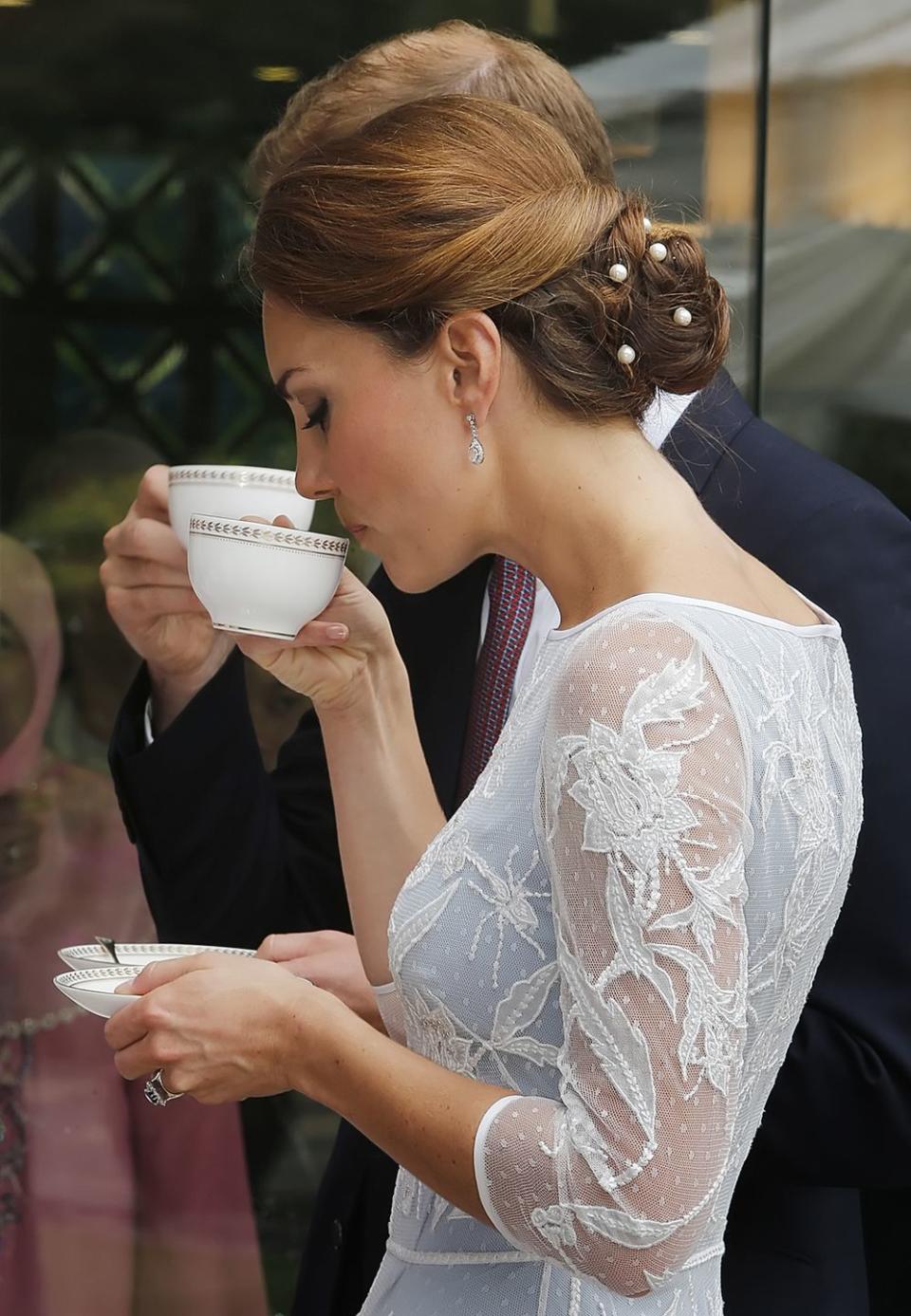 <p>The royals take their afternoon cup poured first with tea, followed by milk. When stirring, it’s appropriate to never touch the sides of the cup with your spoon and, of course, slurping is not allowed.</p>