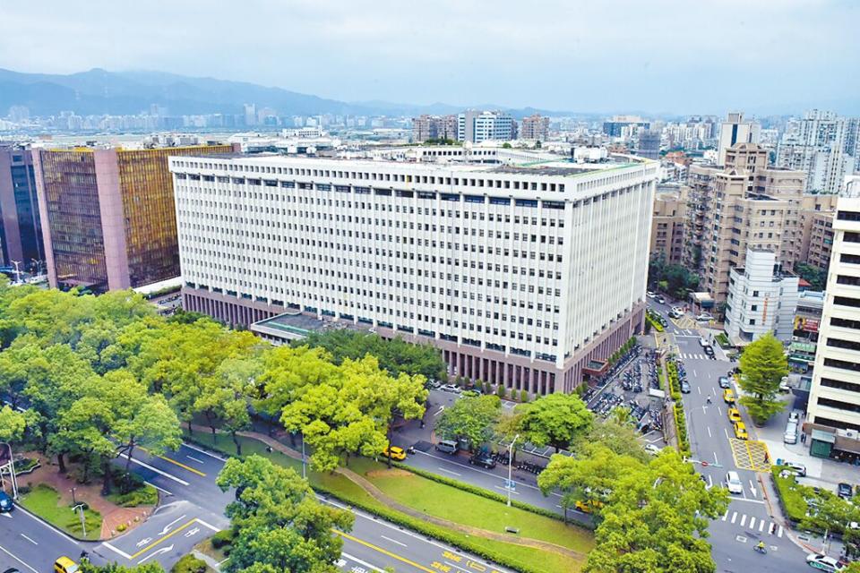 圖為台北市敦化北路台塑總部。（本報資料照片）