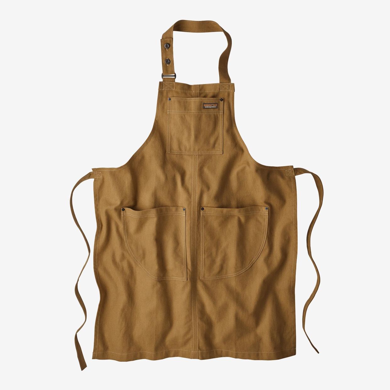 <p><a href="https://go.redirectingat.com?id=74968X1596630&url=https%3A%2F%2Fwww.patagonia.com%2Fproduct%2Fall-seasons-hemp-canvas-work-apron%2F190696658989.html%3Fs_kwcid%3D17928%26gad_source%3D1%26gclid%3DCjwKCAjw8diwBhAbEiwA7i_sJSdYOrwPnHUcUvFSYrsqZDyLZsjLTxEPJSZHau_hn7XdWnNVoDr-6BoCptMQAvD_BwE&sref=https%3A%2F%2Fwww.esquire.com%2Flifestyle%2Fg60454648%2Fbest-gifts-for-gardeners%2F" rel="nofollow noopener" target="_blank" data-ylk="slk:Shop Now;elm:context_link;itc:0;sec:content-canvas" class="link rapid-noclick-resp">Shop Now</a></p><p>All Seasons Hemp Canvas Apron</p><p>Patagonia</p><p>$65.00</p>