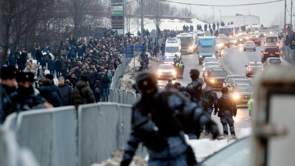 Russians gathered to try to pay respects to late Russian opposition leader Alexei Navalny during his funeral