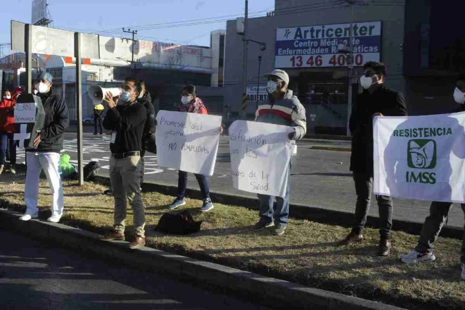 protesta medicos la raza