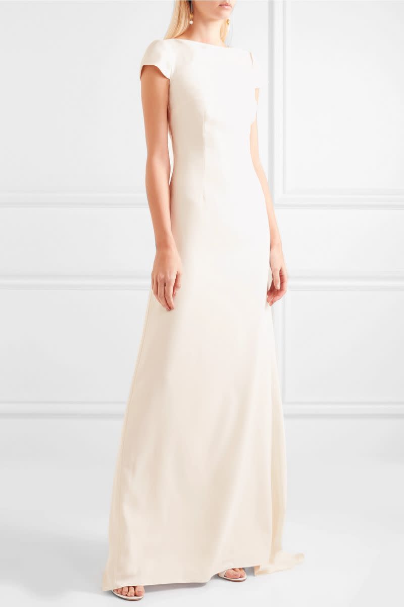 11. Fern rückenfreies Crêpe-Kleid von Halfpenny London | £1,750 (2.030 €)