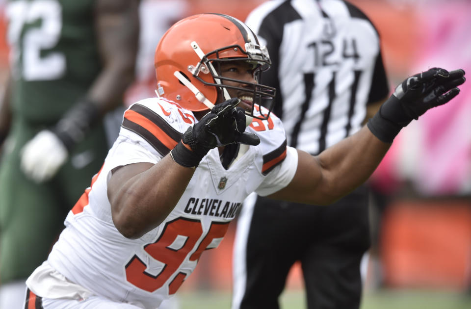 Cleveland Browns defensive end Myles Garrett had an excellent debut and could be a solid play again this week. (AP Photo/David Richard)