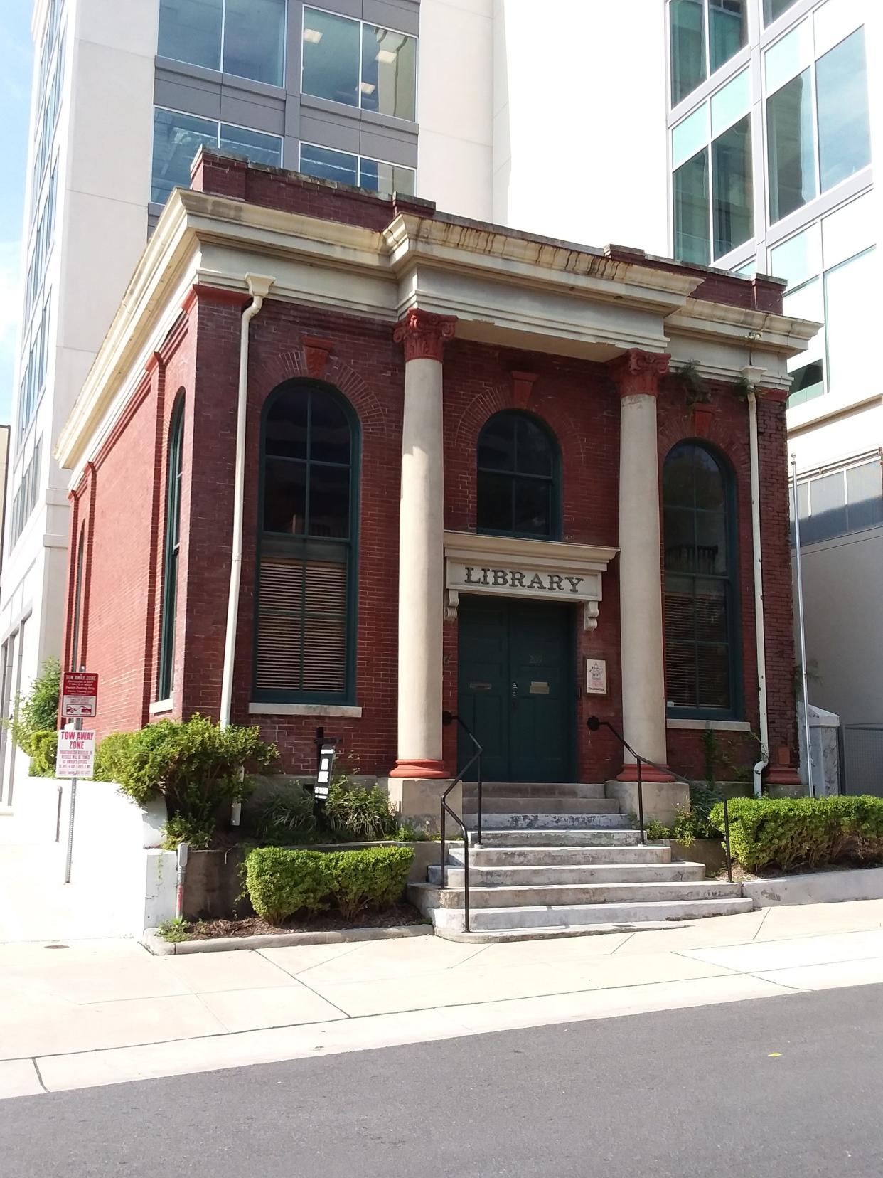 The Walker Library is part of the History in Your Hands storymaps .