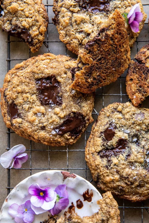 <p><a href="https://www.halfbakedharvest.com/chewy-oatmeal-chocolate-chip-cookies/" rel="nofollow noopener" target="_blank" data-ylk="slk:Half Baked Harvest;elm:context_link;itc:0;sec:content-canvas" class="link ">Half Baked Harvest</a></p>