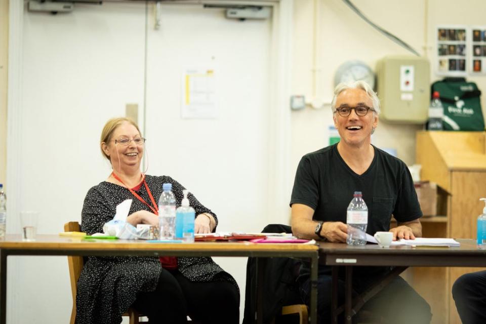 Hilary Mantel and Ben Miles in rehearsals for The Mirror and the Light (Helen Maybanks)