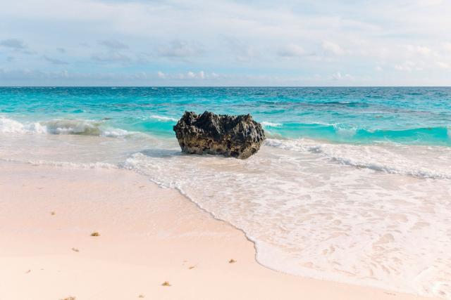 Pink Sand Beaches of Bermuda - The Roaming Boomers