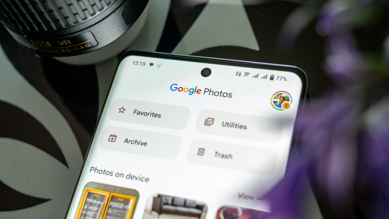  Google Photos library tab showing its logo above the favorites and utilities buttons. 