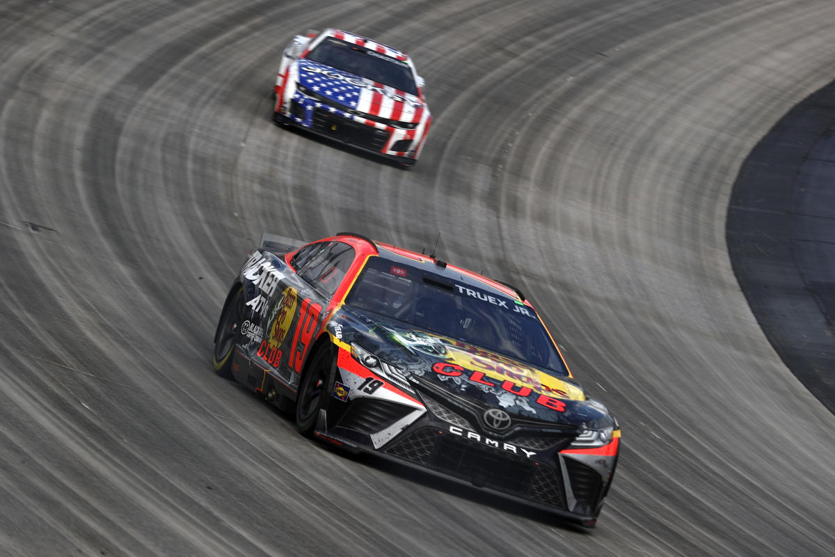 Brothers Martin Jr. and Ryan Truex compete at track where family