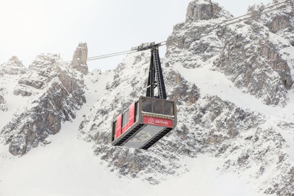 airbnb ski cable car, courchevel