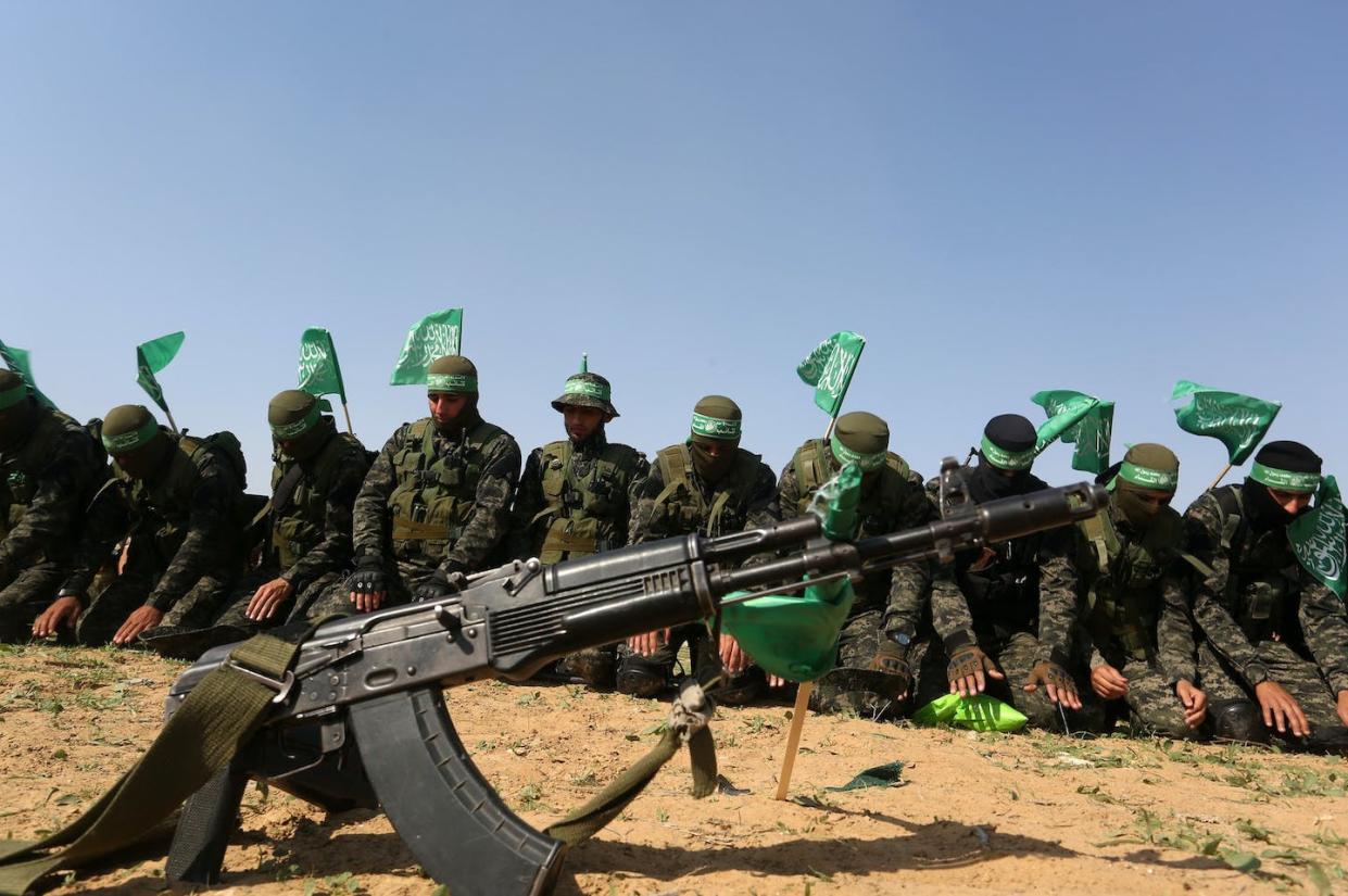 <a href="https://www.shutterstock.com/es/image-photo/palestinian-hamas-militants-take-part-antiisrael-1556569172" rel="nofollow noopener" target="_blank" data-ylk="slk:Anas-Mohammed / Shutterstock;elm:context_link;itc:0;sec:content-canvas" class="link ">Anas-Mohammed / Shutterstock</a>