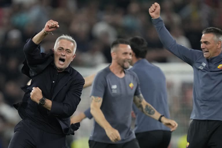 Celebra José Mourinho: su Roma conquistó la Conference League, el DT suma nuevos títulos y el equipo italiano logró la coronación internacional buscada