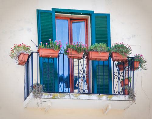 Cómo eliminar las manchas de óxido de los balcones