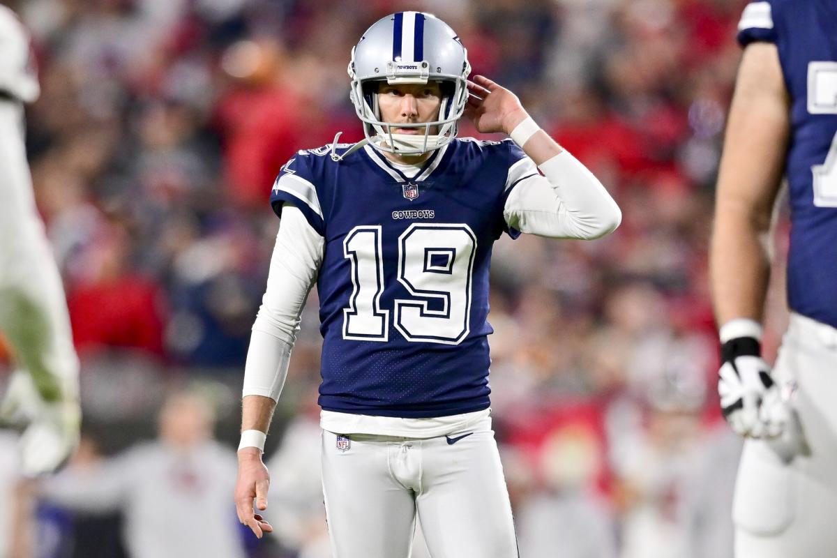 Cowboys Kicker Breaks Record for Most Missed Extra Points with an