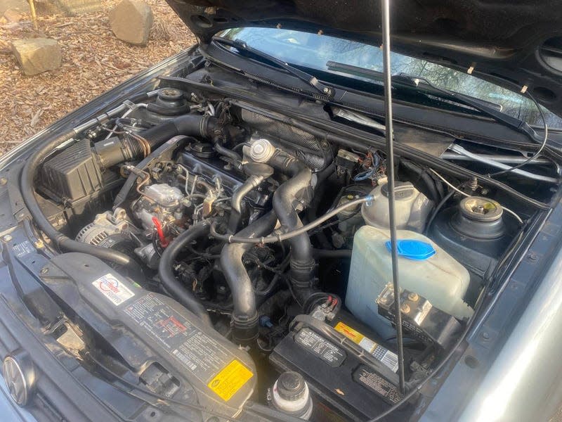 Photo: <a class="link " href="https://portland.craigslist.org/mlt/cto/d/portland-1996-passat-b4-wagon-tdi-grey/7733755396.html" rel="nofollow noopener" target="_blank" data-ylk="slk:Craigslist;elm:context_link;itc:0;sec:content-canvas">Craigslist</a>