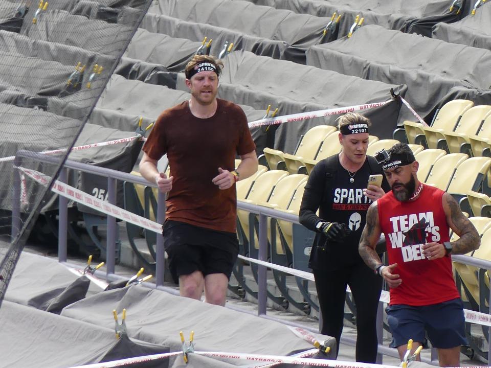 Organizers described Saturday’s 5K, 20-obstacle Spartan Race inside Dodger Stadium as a fast and intense test of strength, functional fitness, and willpower at the 56,000-seat stadium at Chavez Ravine in Los Angeles.