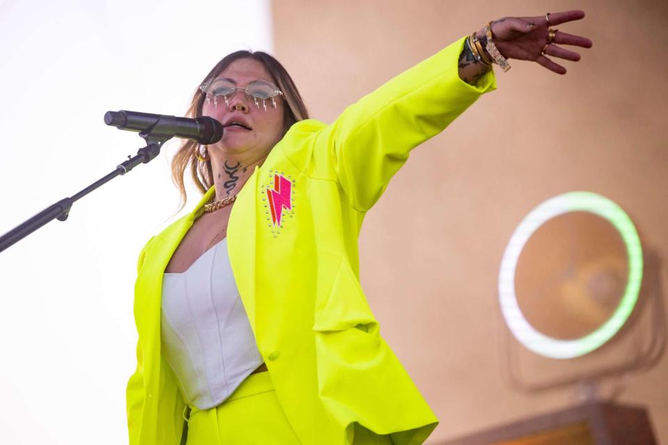 Scott Dudelson/Getty for Stagecoach Elle King