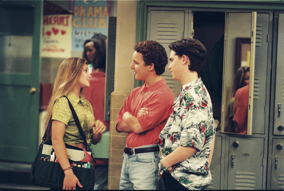Happy TGIF, you need to see this epic “Boy Meets World” cast reunion photo