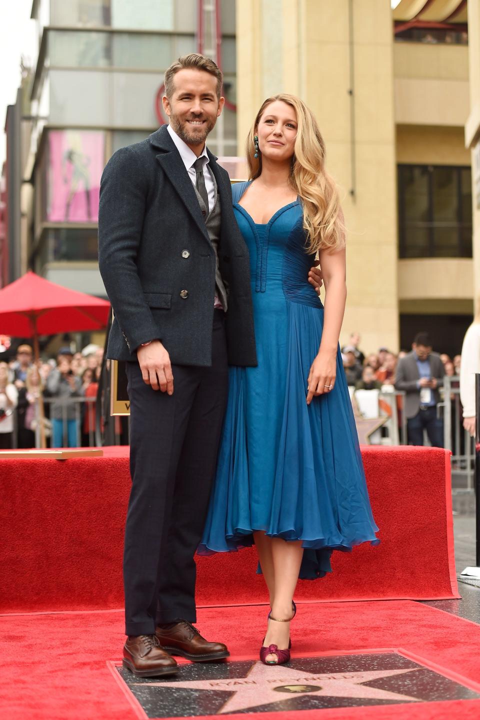 GeBlake Lively style  hollywood star walk of fame ryan reynolds