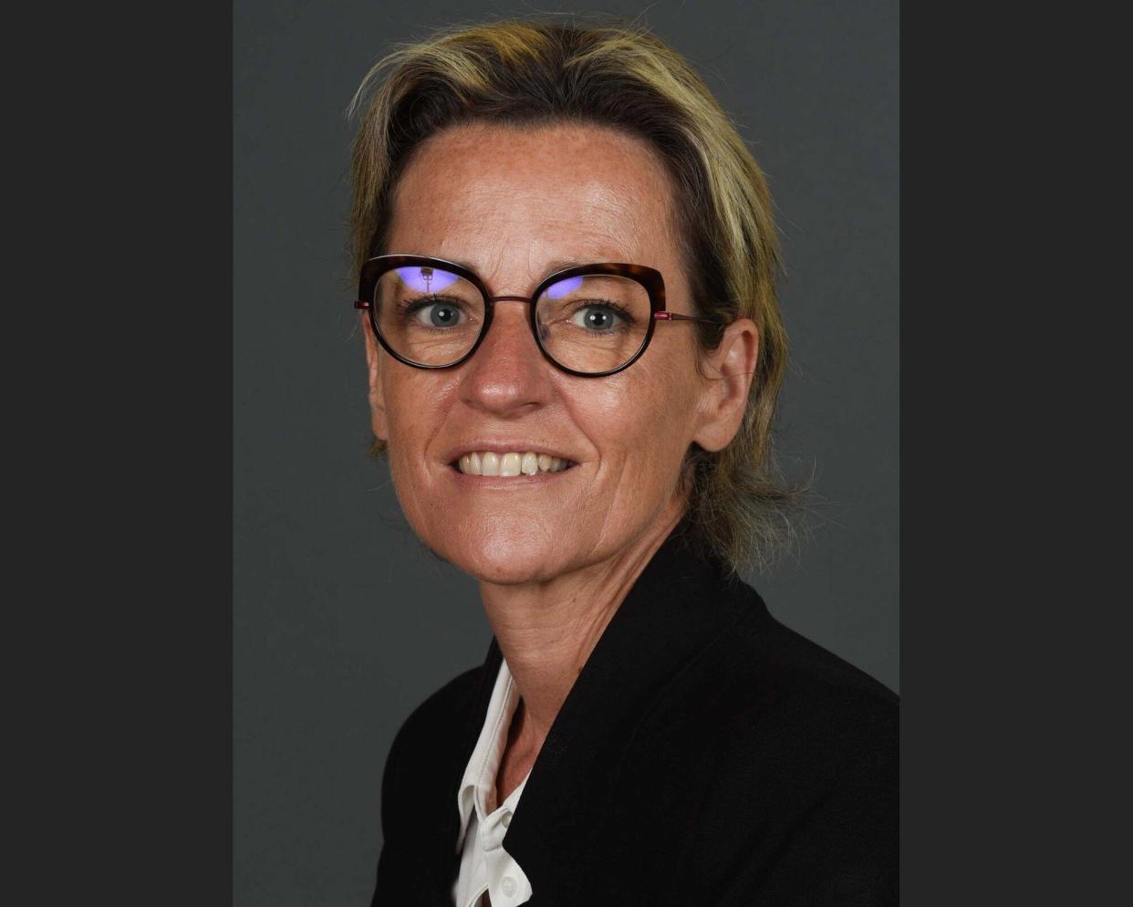 Mélanie Boulanger, ex-maire de Canteleu (Seine-Maritime) nie toute implication dans cette affaire de trafics de stupéfiants au cœur de sa commune.